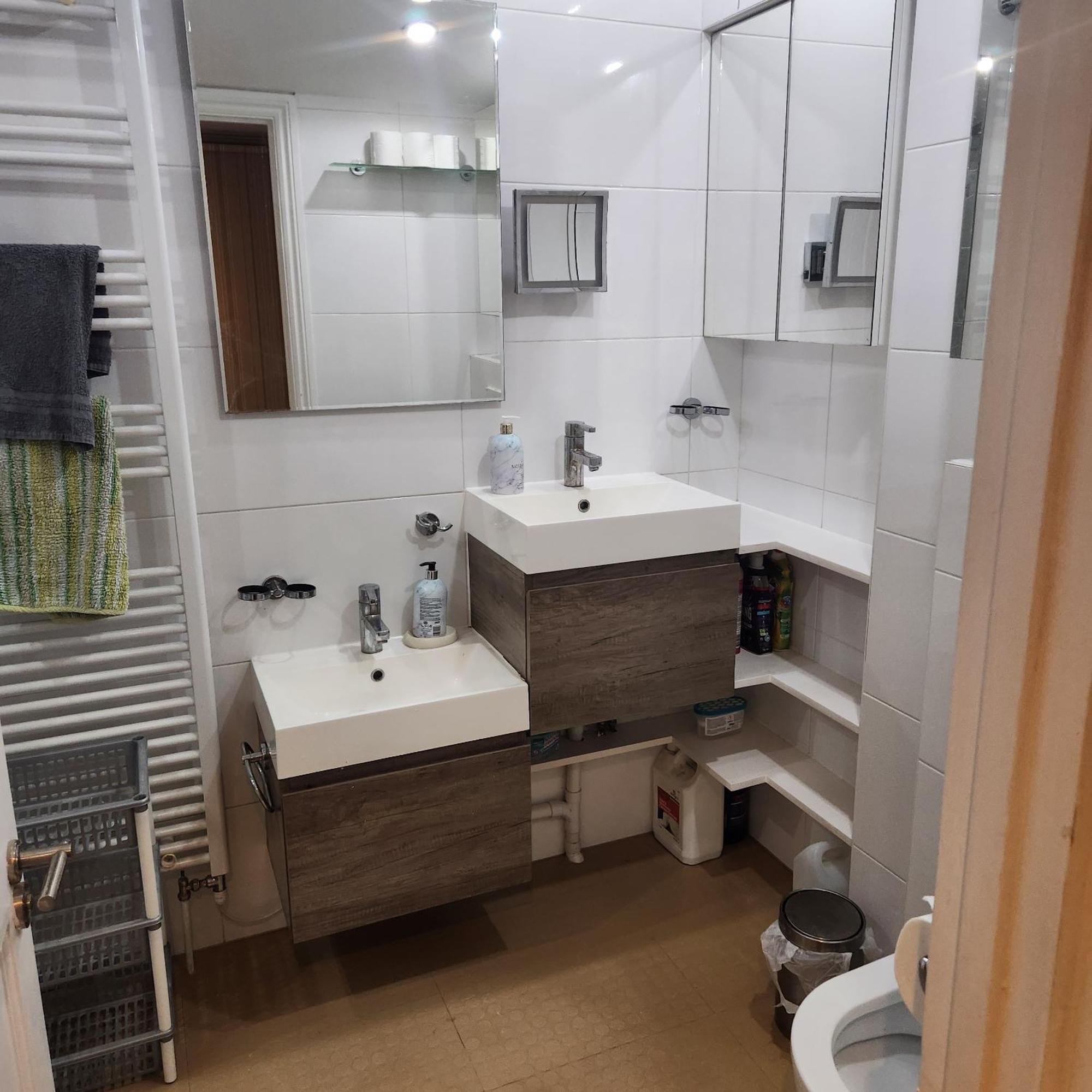 Great Self-contained Flat *