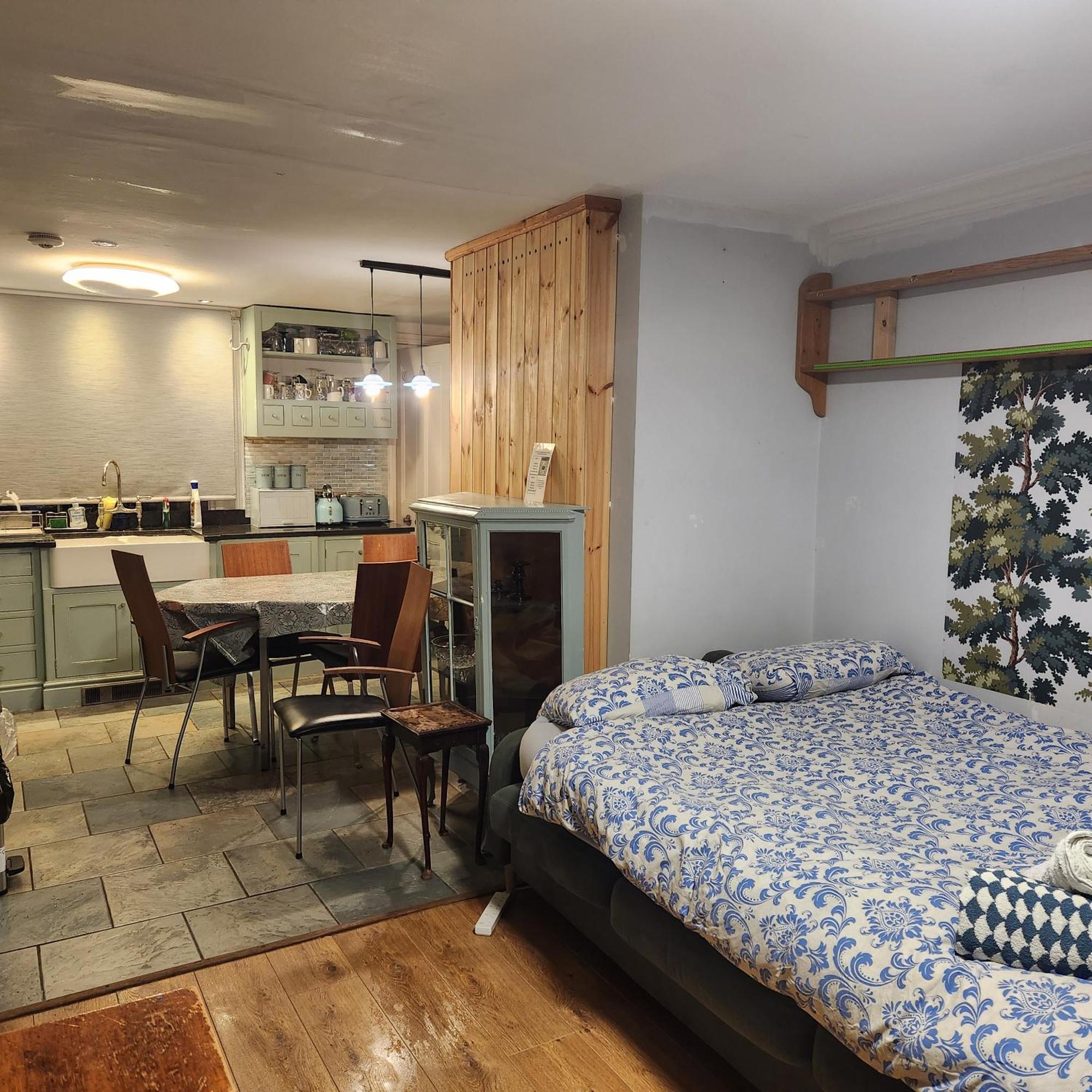 Great Self-contained Flat Cambridge